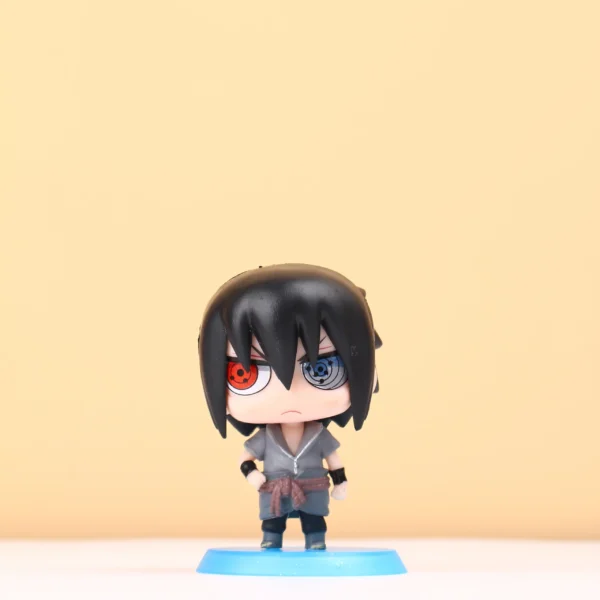 figura de sasuke