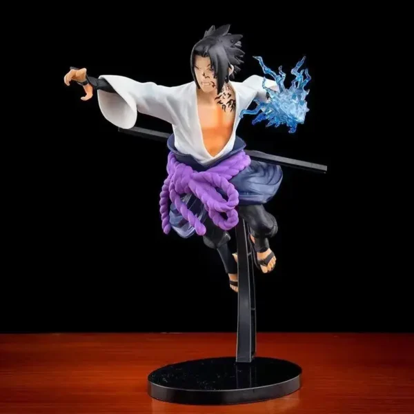 figura naruto sasuke